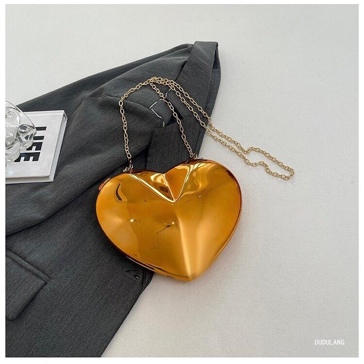 001 Love clutch purse