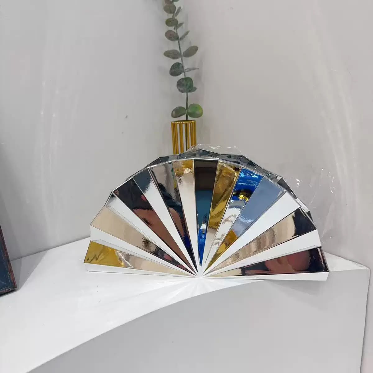 922 MINI CLUTCH (KUBWA)