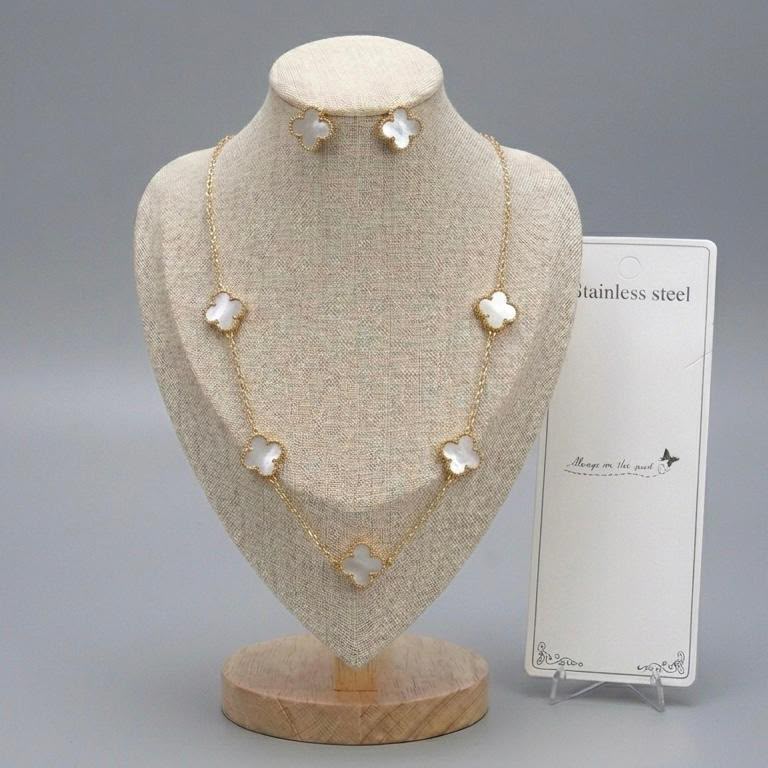 5 motif clove necklace set