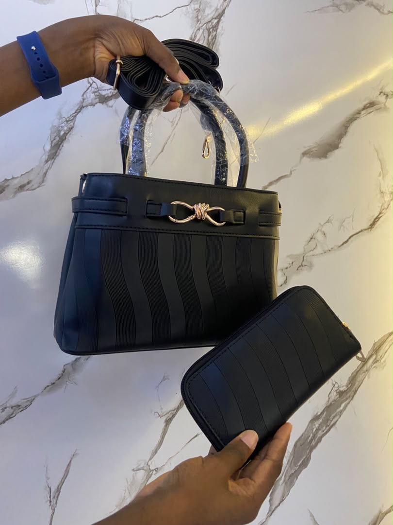 3622 MEDIUM OFFICE BAG