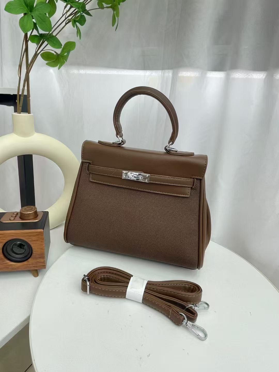 6034 MEDIUM BAG