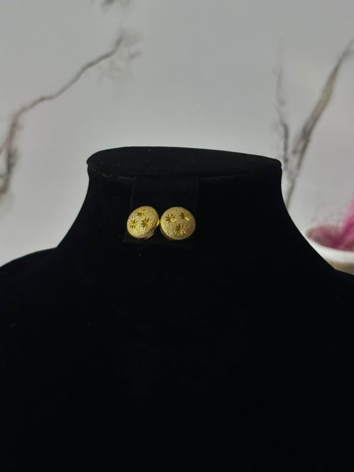 GOLD REP STUD 007