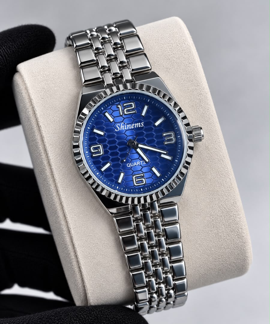 QUARTZ LUXURY WATCHES
