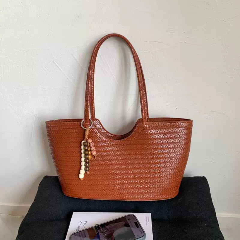 2851 TOTE (LUGBE)