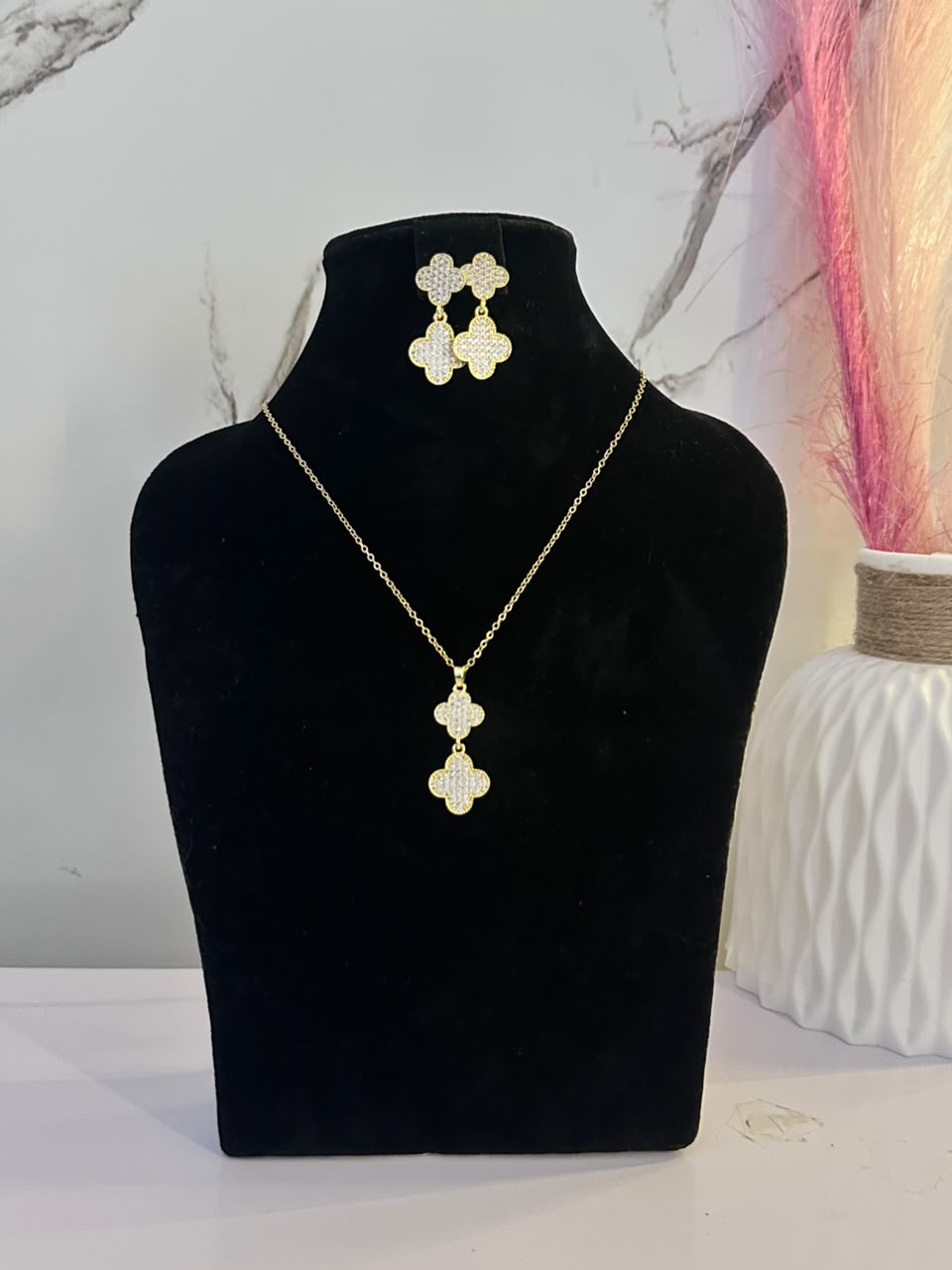 Clove Zirconia Set