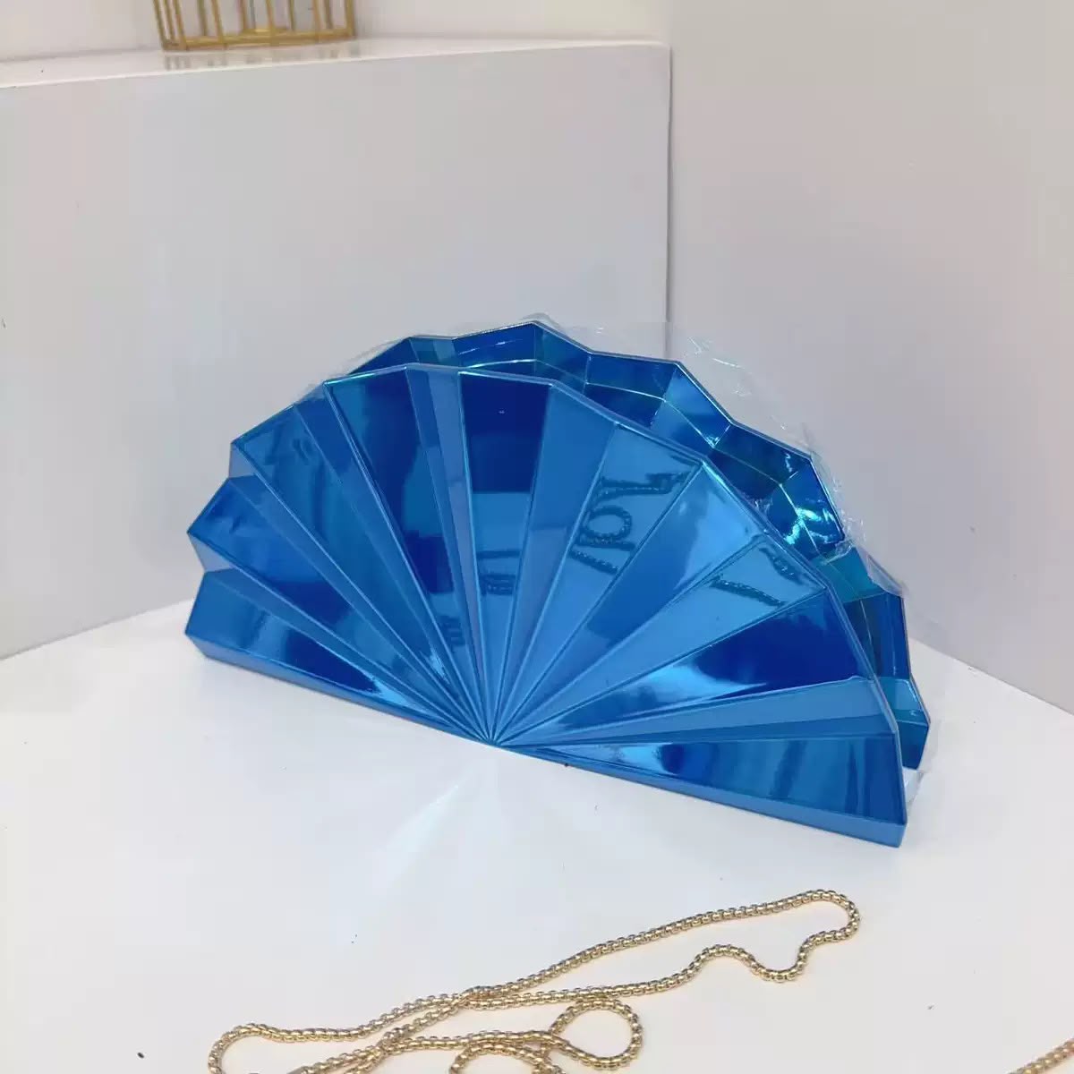 922 MINI CLUTCH (KUBWA)
